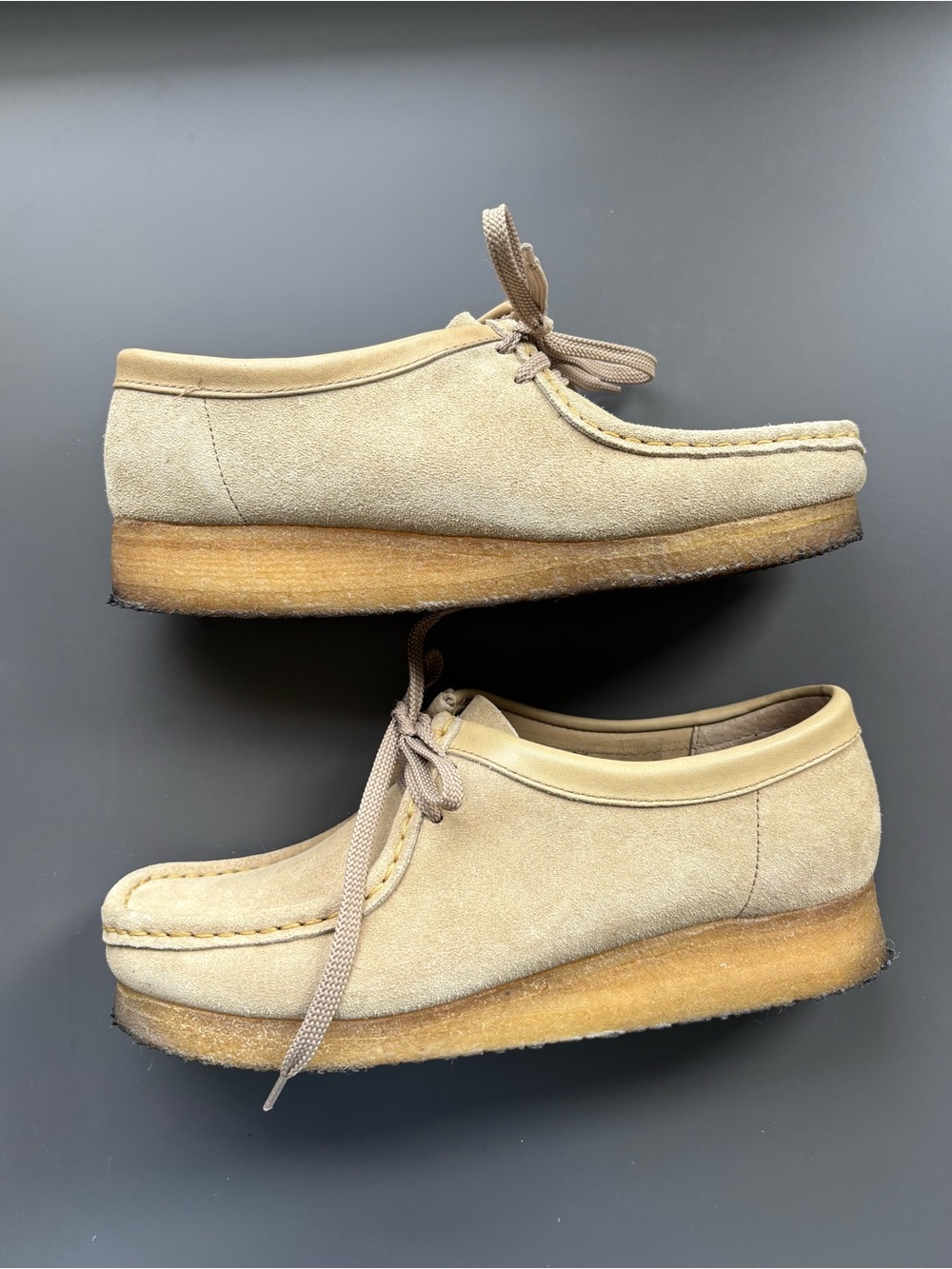 Clarkโs Originals Wallabees- Menโs 9